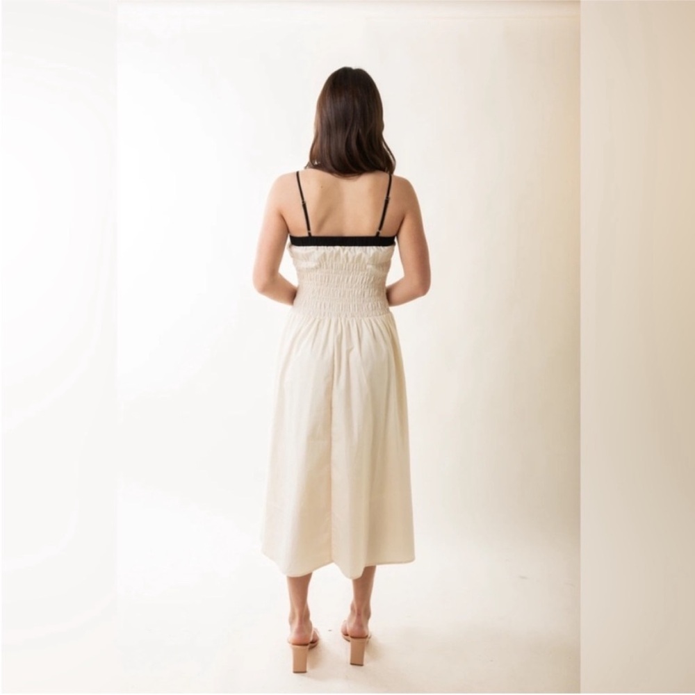 Moon River Spaghetti Strap Smocked Midi Dress - Picture 3 of 12